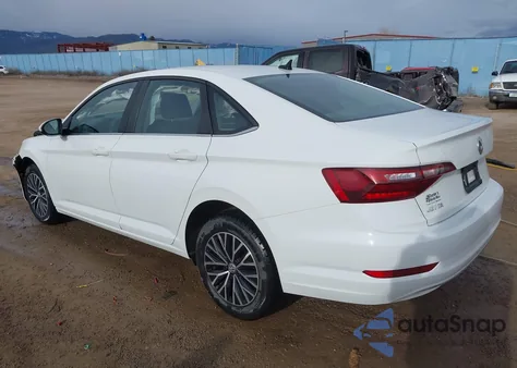 2021 Volkswagen Jetta 1.4T R-Line/1.4T S/1.4T Se z USA, uszkodzony, nr VIN 3VWC57BU0MM044958